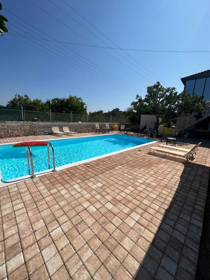 KhloiSolmar Aegina With Private Pool - Jacuzziアパートメント エクステリア 写真