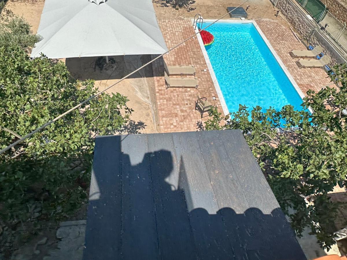 KhloiSolmar Aegina With Private Pool - Jacuzziアパートメント エクステリア 写真